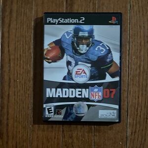 Madden NFL 07 for PlayStation 2 - Black